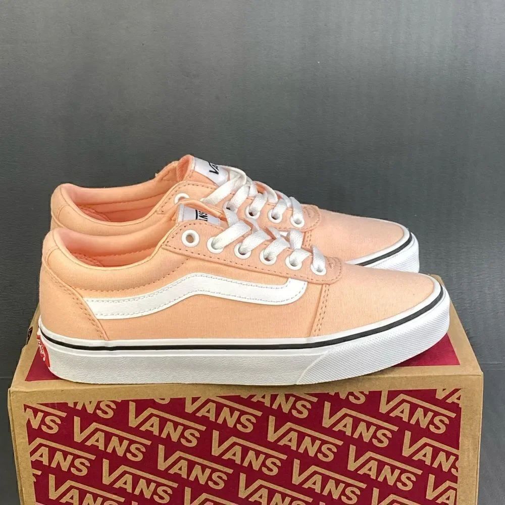 VANS WARD Women's Tropical Peach Canvas Lace Up Sneakers Shoes size 6
